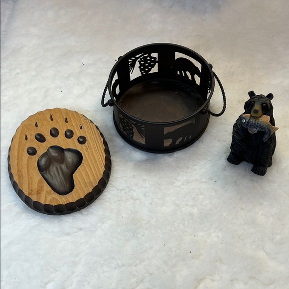 Kohl's Bear-Themed Candle Holder-Bear w/fish - paw print hanging EUC. - Picture 1 of 4